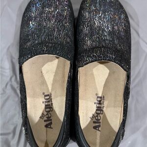 Alegria Women's Black Iridescent Mules